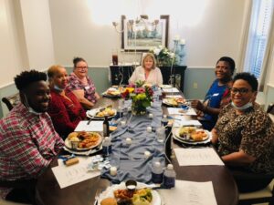 Historic Roswell Place | 10yr+ dinner celebration, Associates eating dinner