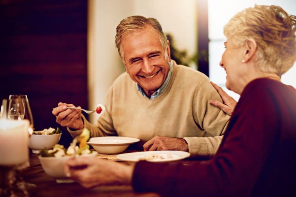 Pegasus Senior Living | South Hill Village residents eat well. They enjoy visiting Spokane restaurants and sharing chef-prepared meals with their friends.