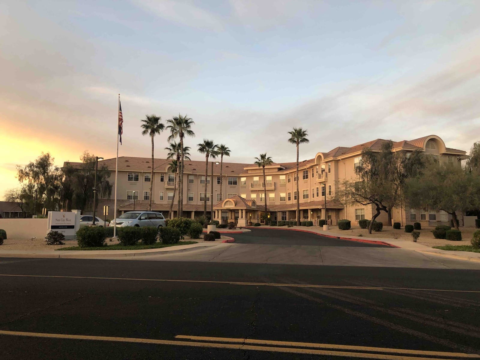 Photos | Senior Living | Sun City West Assisted Living And Memory Care