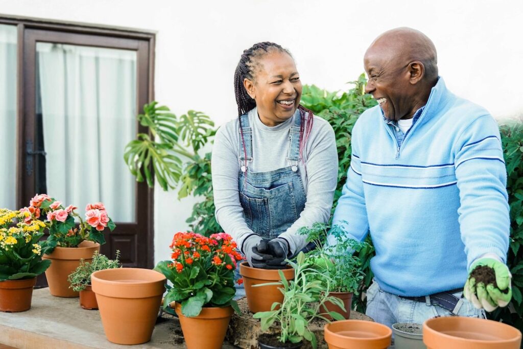 Havens at Antelope Valley | Seniors gardening