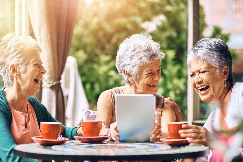 The Legacy At Town Square | Senior Ladies Enjoying Teas Together